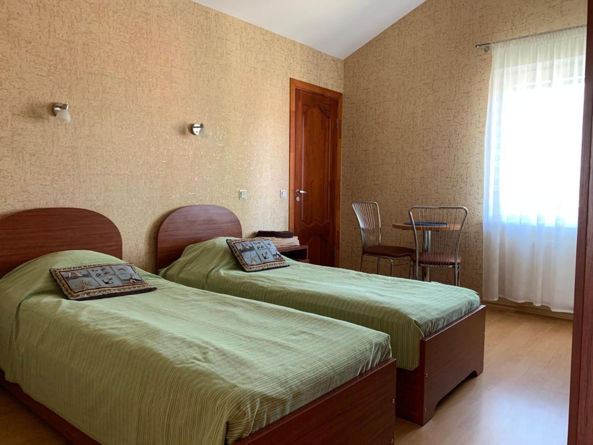 Green Villa Palanga Exterior photo